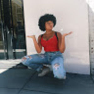 Meet your Posher, Ari